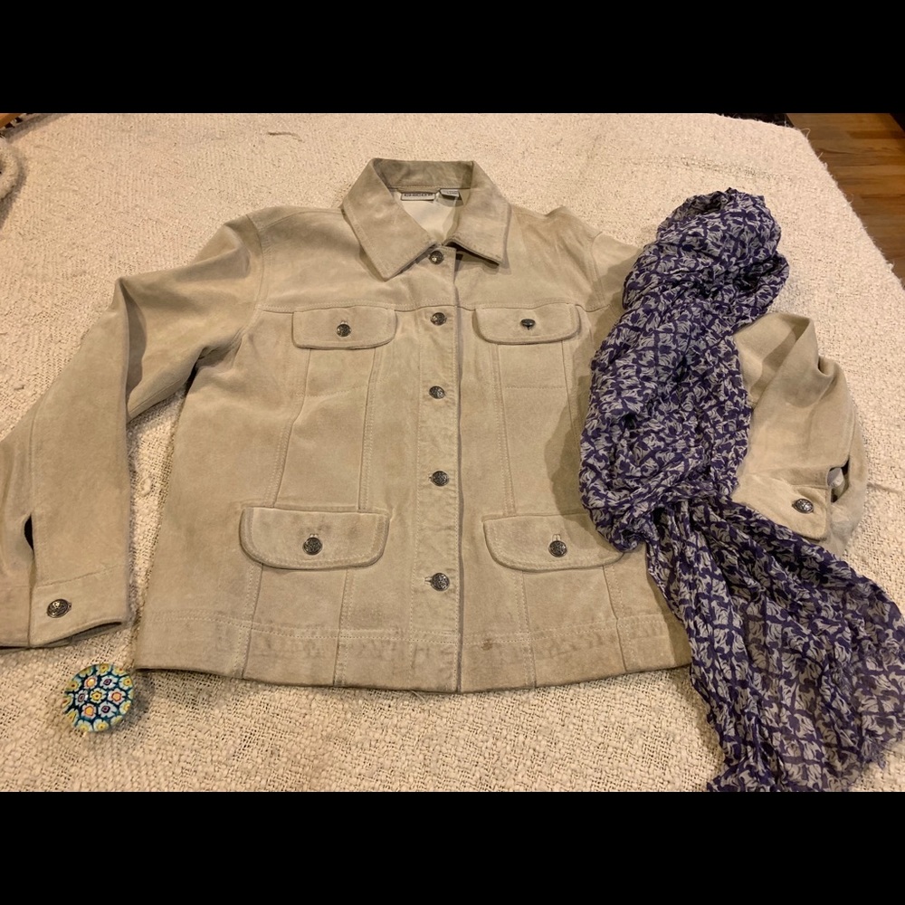 Chico's beige short suede 100% leather jacket